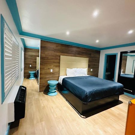 Casa Blanca Inn & Suites Whittier Zewnętrze zdjęcie