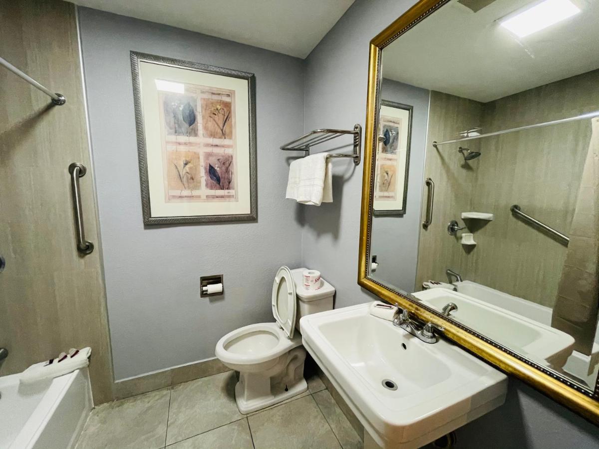 Casa Blanca Inn & Suites Whittier Zewnętrze zdjęcie