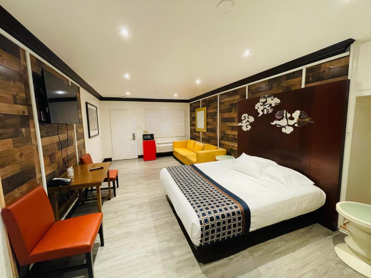 Casa Blanca Inn & Suites Whittier Zewnętrze zdjęcie
