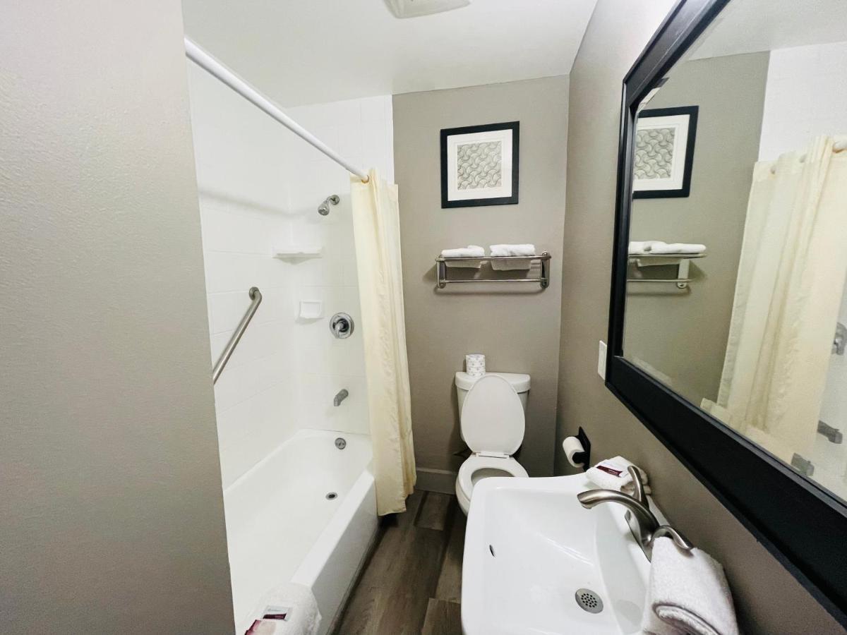 Casa Blanca Inn & Suites Whittier Zewnętrze zdjęcie