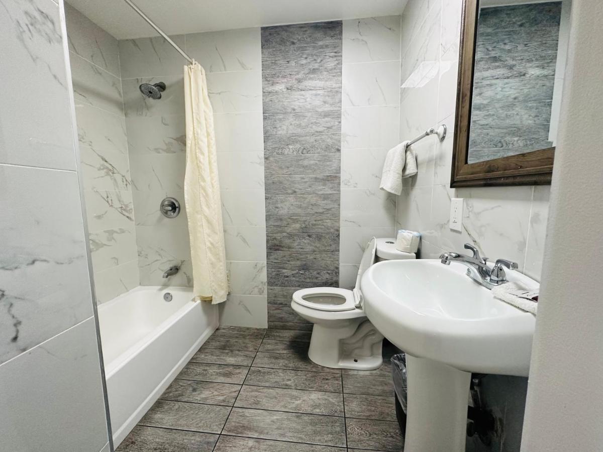 Casa Blanca Inn & Suites Whittier Zewnętrze zdjęcie