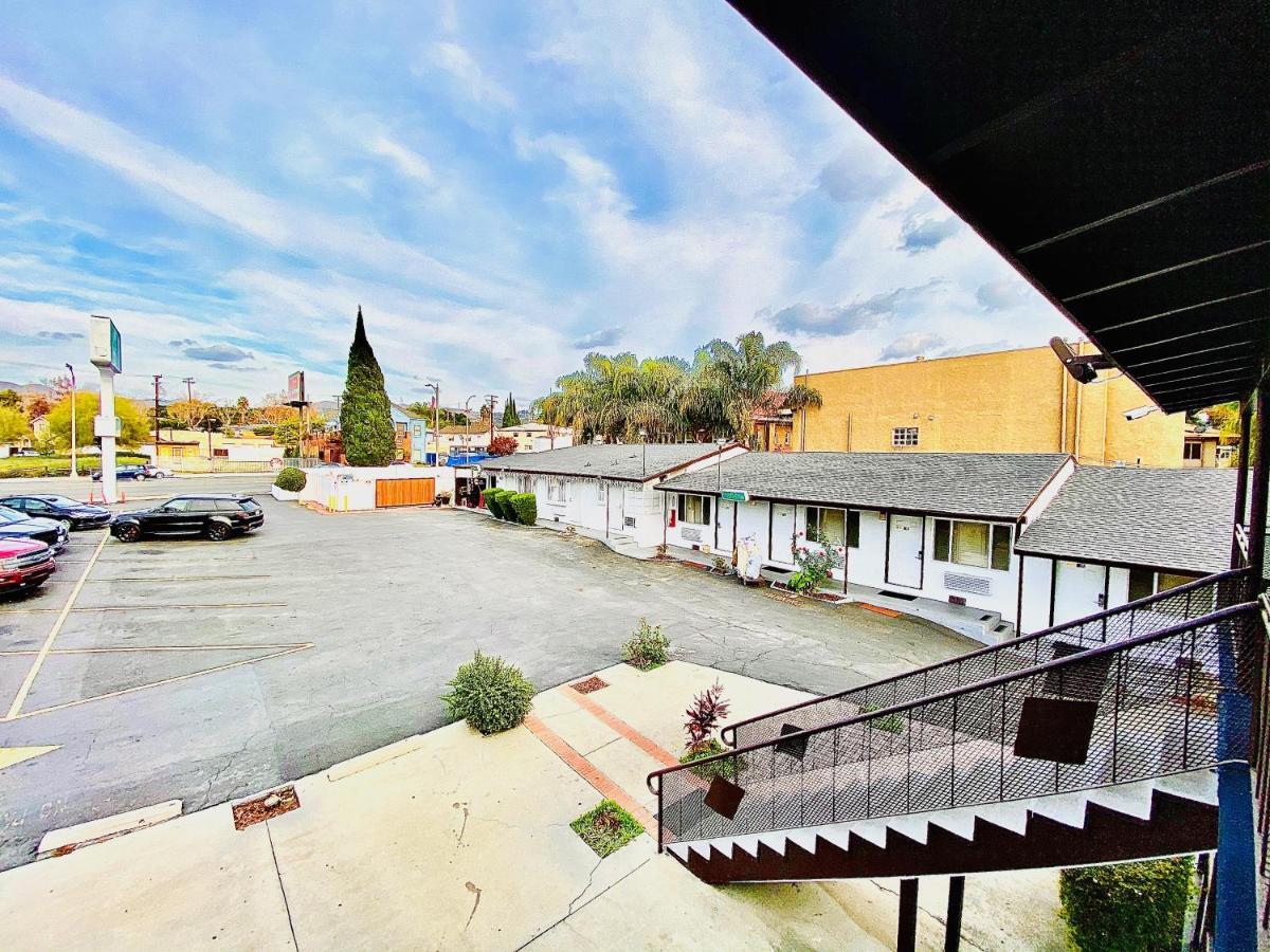 Casa Blanca Inn & Suites Whittier Zewnętrze zdjęcie