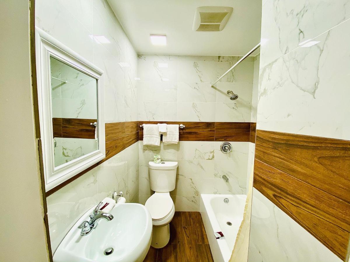 Casa Blanca Inn & Suites Whittier Zewnętrze zdjęcie